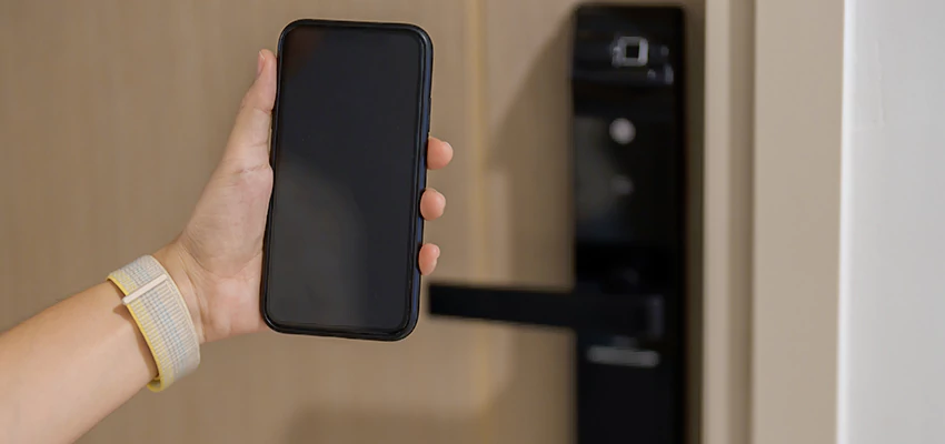 Keypad Wifi Locks Repair And Installation in Farmersville, CA