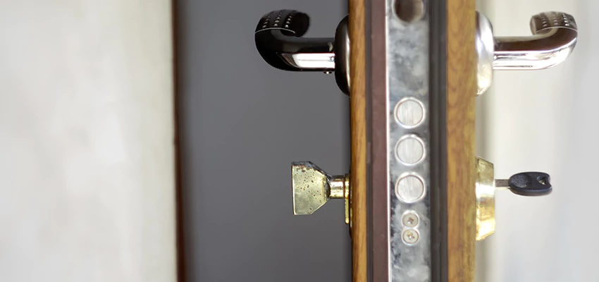 Holiday Emergency Locksmith in Farmersville, California