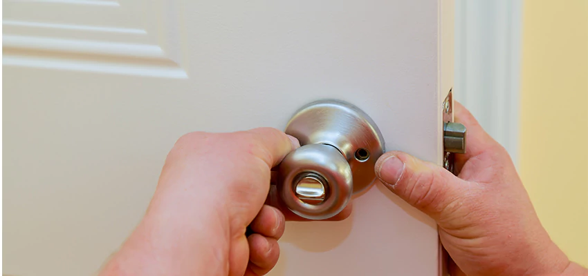 After-hours Locksmith For Lock And Key Installation in Farmersville, CA