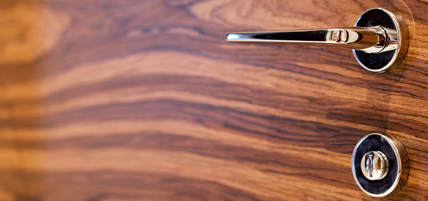 On Demand Locksmith For Key Fobs Repair in Farmersville, California